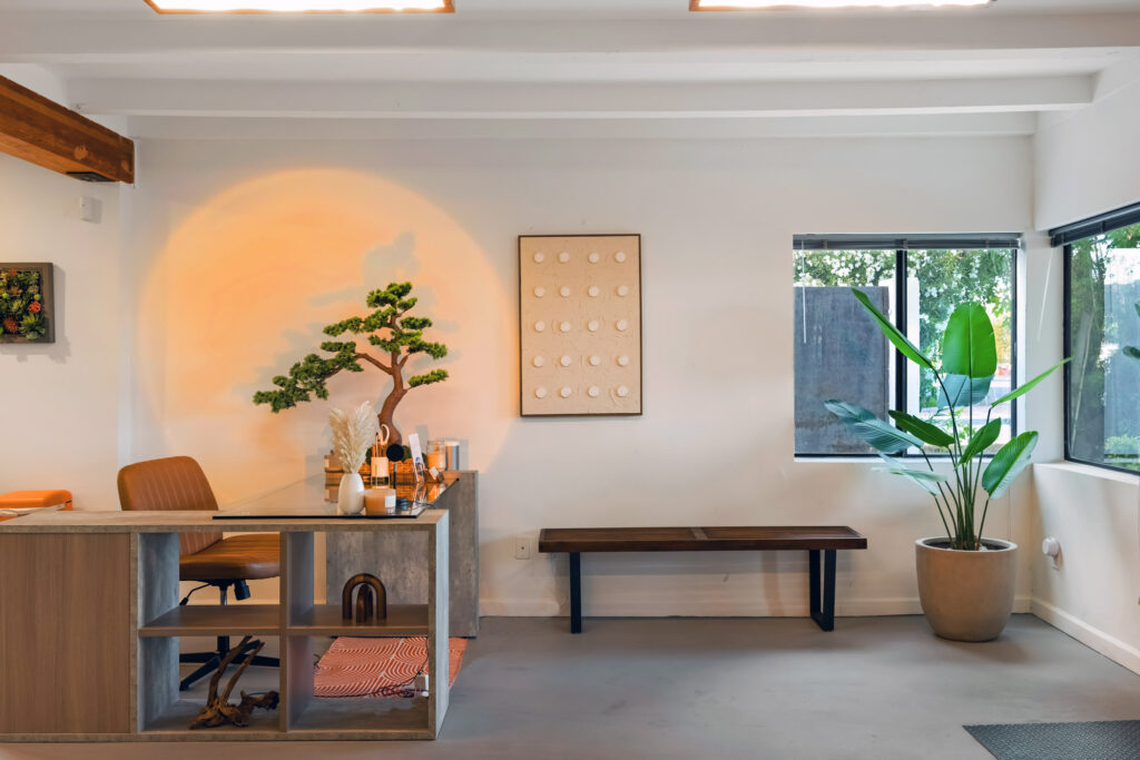 4202-N-44th-St-Phoenix---250