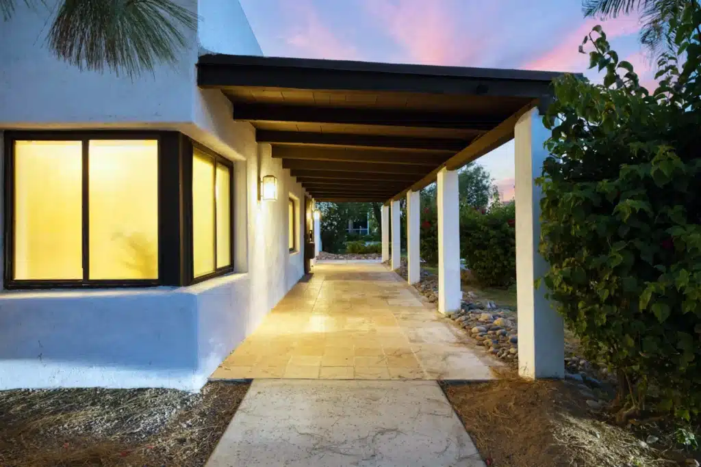 4202-N-44th-St-Phoenix-665_6-1536x1024