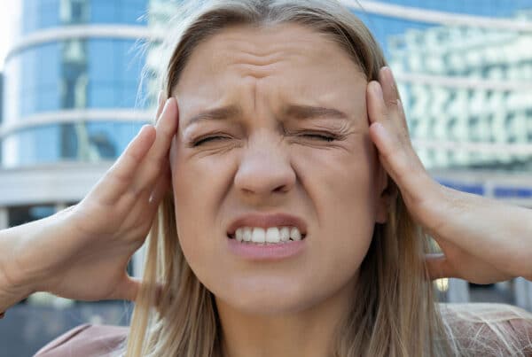 Understanding what to expect when stopping hydroxyzine helps reduce anxiety about the process