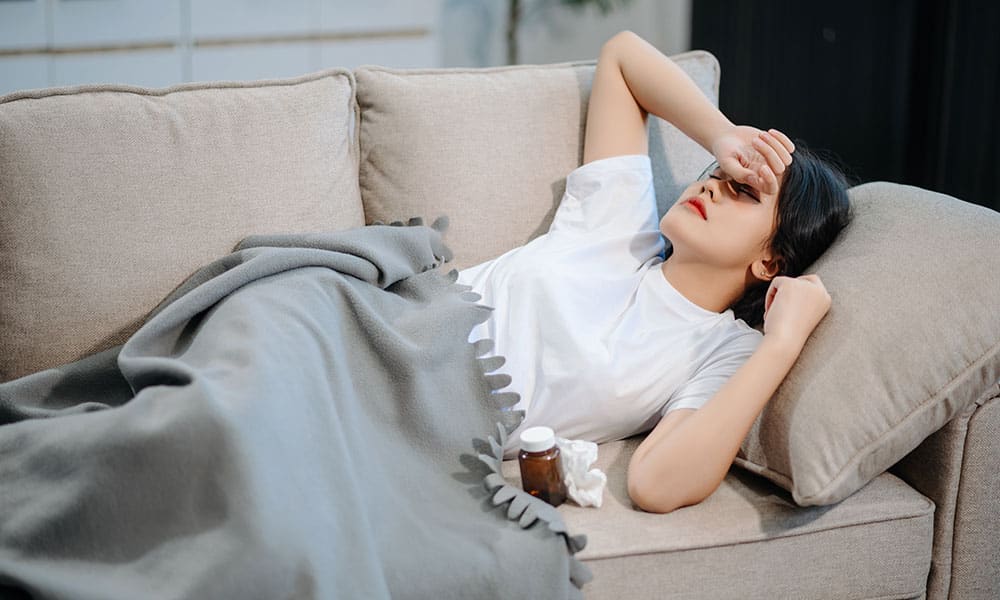 Unlike newer antihistamines, hydroxyzine enters into the brain, explaining its sedating and anti-anxiety effects.