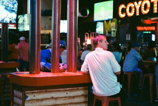 Sports Betting Addiction Warning Signs & Treatment